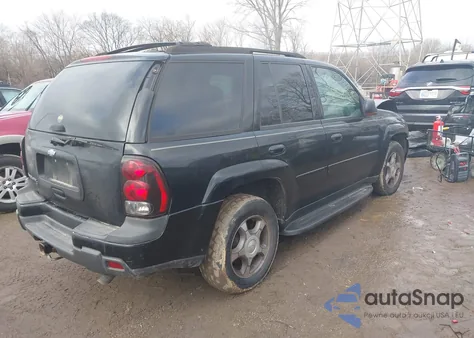 2005 Chevrolet Trailblazer Lt из США, поврежденный, VIN 1GNDT13S252313808